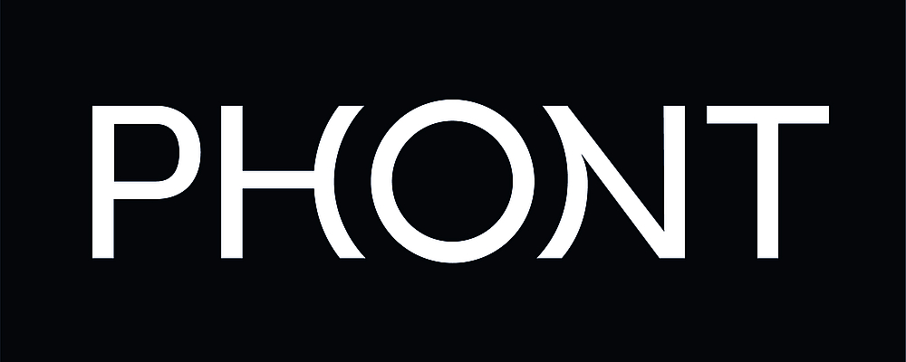 Auf dem Bild ist das Logo von PHONT abgebildet. Es steht ein P, darauf folgt ein H, das mit einer Klammer zu verschmelzt, in der Mitte befindet sich das O und am Ende das N, das mit der Klammer-zu verschmelzt und das T.